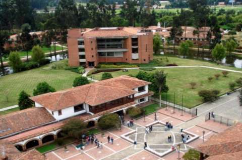 La Universidad de La Sabana contra la adopción gay
