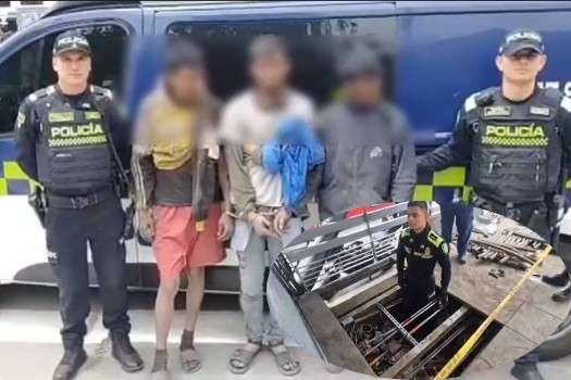 Los tres capturados fueron sorprendidos en flagrancia mientras sustraían cable de cobre de la parte subterránea de la estación.
