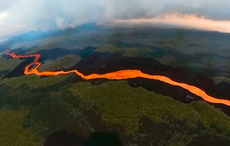 Así se ve el río de lava tras la erupción del volcán Wolf   en Galápagos