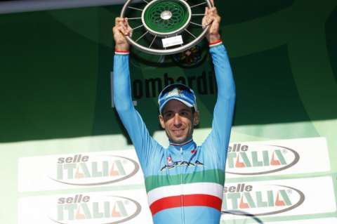 El italiano Vincenzo Nibali gana el Giro de Lombardía