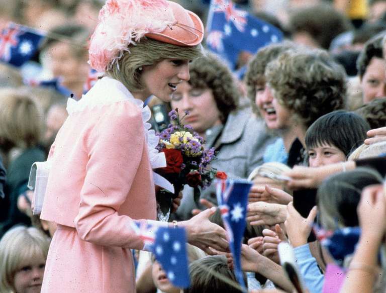 La princesa Diana falleció horas después de sufrir un accidente la noche del 31 de agosto de 1997.