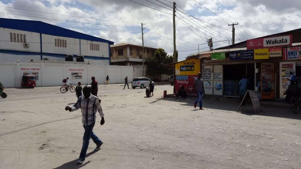 Vista de la calle que da hacia Keko, la cárcel en la que está detenido Andrés Felipe Ballesteros.CortesíaUn territorio complicado
