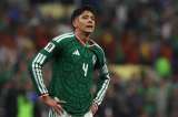 México entregó el alma por seguir en su mundial, pero cayó derrotado en el Azteca