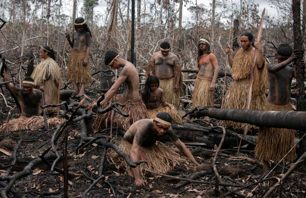 Indígenas Mura, en Brasil y su lucha por proteger la Amazonia su territorio.