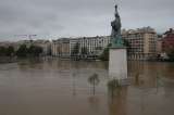 París en estado de alerta ante la mayor crecida del Sena en 30 años