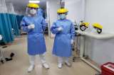 Dotar a personal médico con máscaras de "careteo" adaptadas, otra propuesta de protección