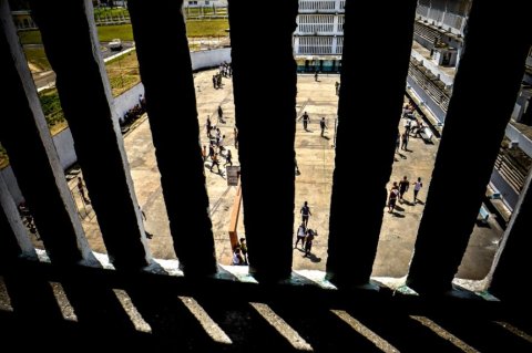Piden intervención de Santos en casos de colombianos detenidos en China