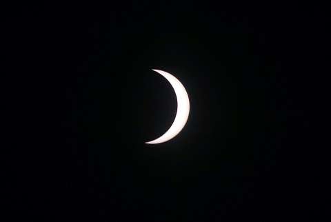 Eclipse solar: así se vio el fenómeno en el Pacífico Sur