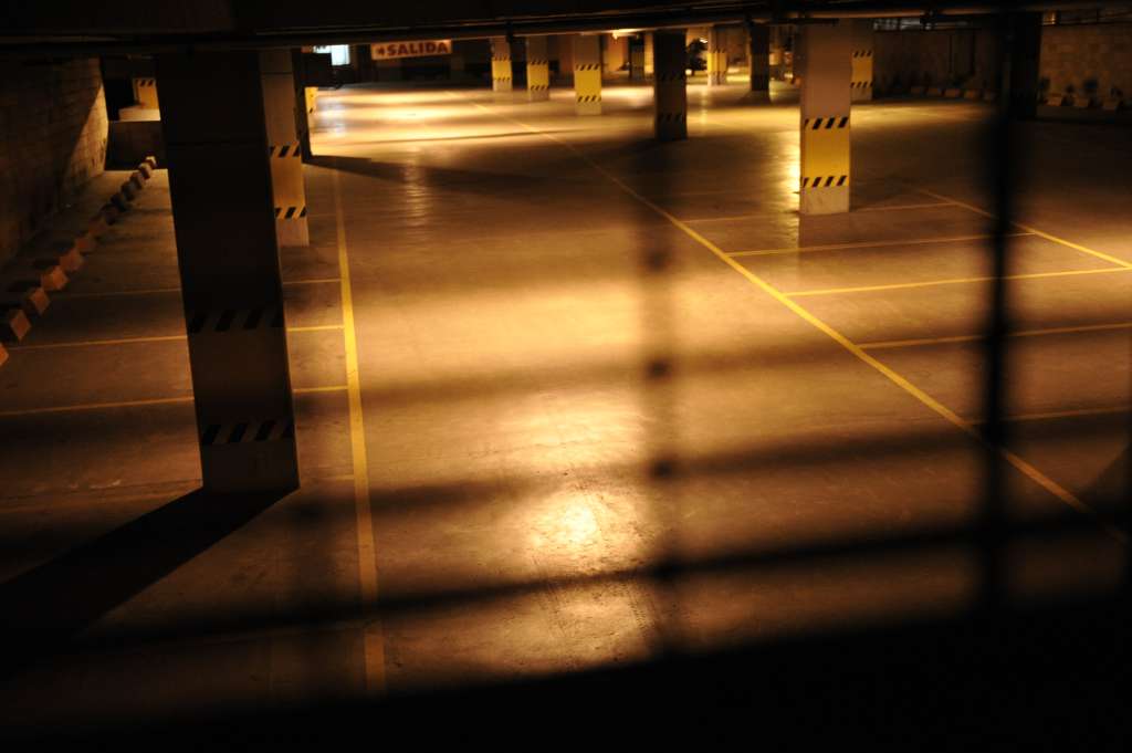 Estacionamiento subterráneo Santa Clara, ubicado en la calle 97 con carrera 8A, en el sector del Chicó, el cual era administrado por el Instituto de Desarrollo Urbano (IDU) desde 1999.
