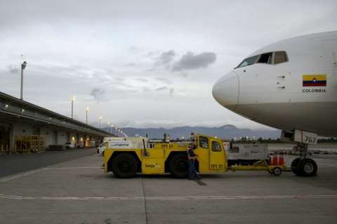 Tres fondos privados adquirieron el 100 % de la Concesión Aeropuertos de Oriente
