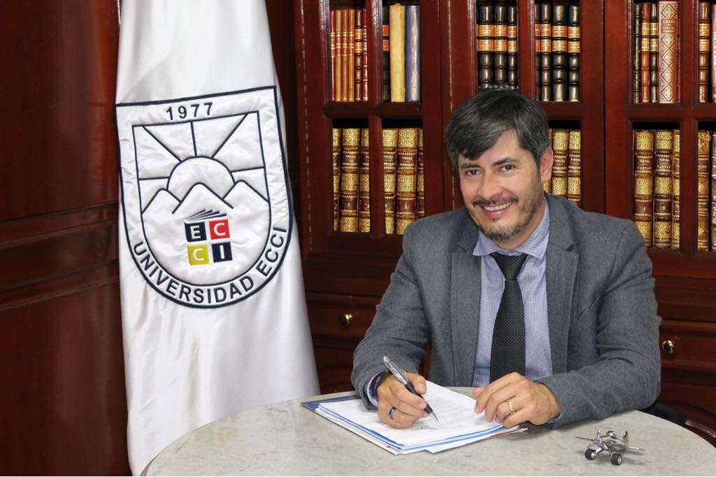 Vicerrector general de la universidad ECCI, Fernando Soler Jr.