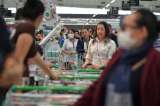 Se ahonda la caída de la confianza del consumidor