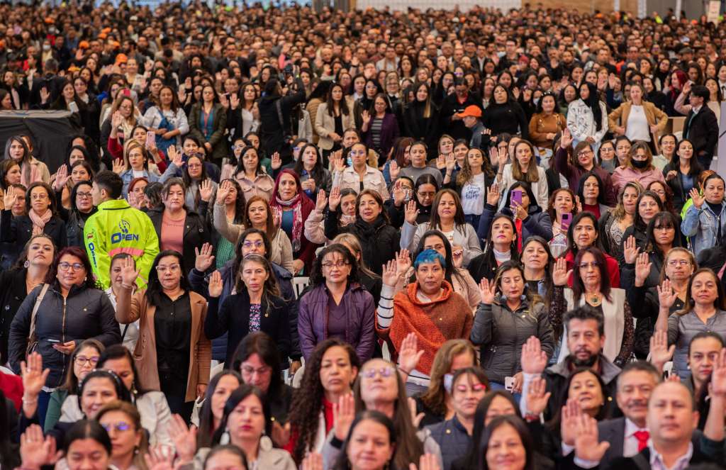 Bogotá le da la bienvenida a nuevos maestros y maestras.