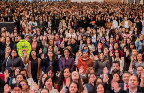 Bogotá le da la bienvenida a 5.560 maestros y maestras