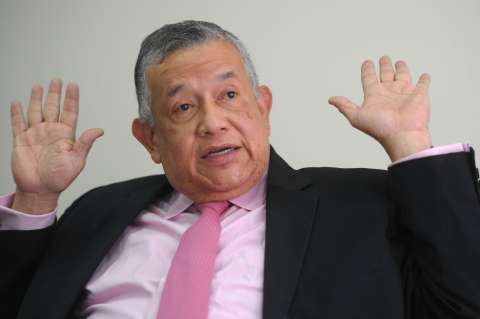 “No estamos casados con ninguna empresa”