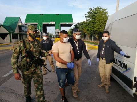 Expulsaron a militar venezolano señalado de espiar Cantón del Ejército en Valledupar