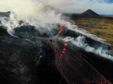 ¿Qué pasa en Islandia? Erupción volcánica, terremotos y enorme grieta crean alerta