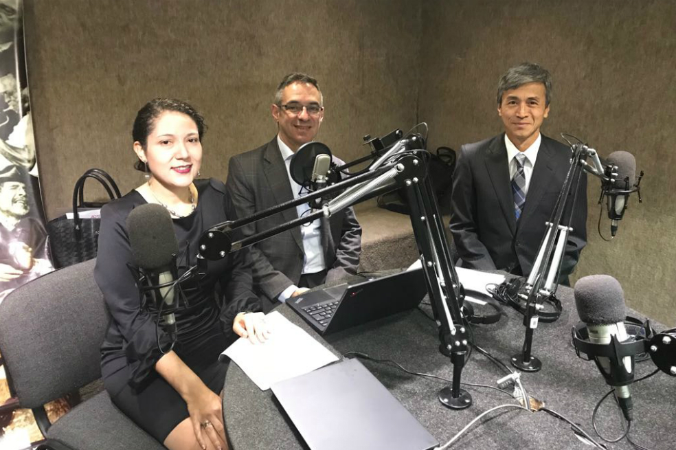 “Aquí Japón”, programa realizado por la periodista Rosa Cárdenas, tendrá invitados como Keiichiro Morishita, embajador nipón en Colombia. / Cortesía