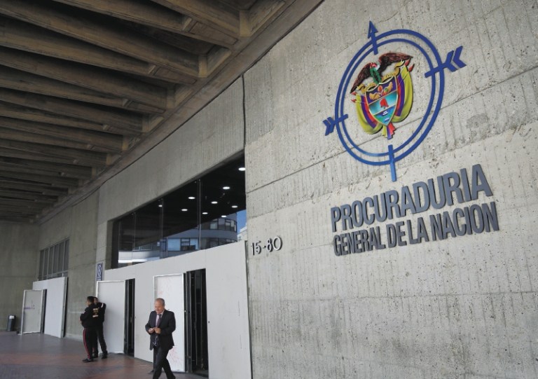 Confirman suspensión del alcalde de Carmen del Darién por participación indebida en política