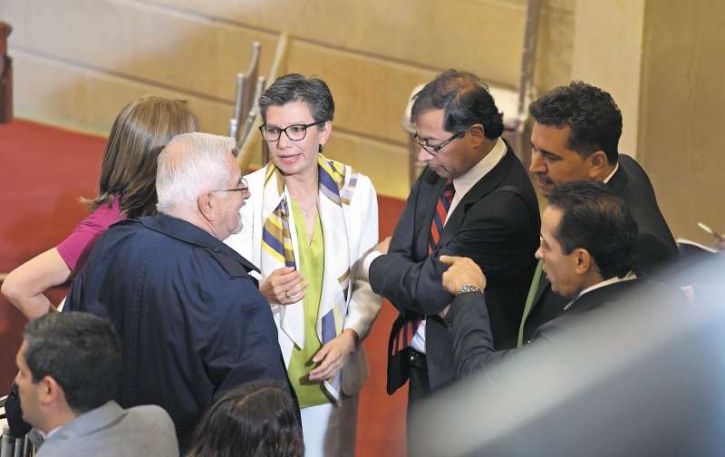 La Alianza Verde, el Polo Democrático y el movimiento ciudadano de la Colombia Humana se declararon en oposición. / Gustavo Torrijos
