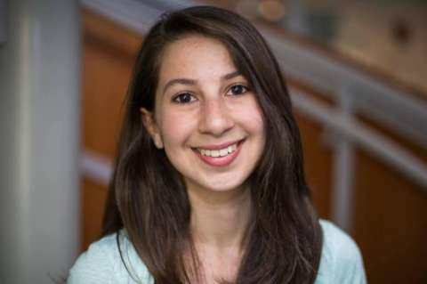 Katie Bouman, la ingeniera de 29 años que creó el algoritmo para ver el agujero negro