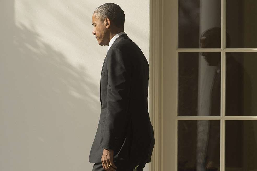 Según la escritora Elizabeth Drew, “no puede decirse que Obama (imagen de esta semana en la Casa Blanca) haya fracasado como presidente; por el contrario, ha logrado mucho en circunstancias extremadamente adversas”. / EFE
