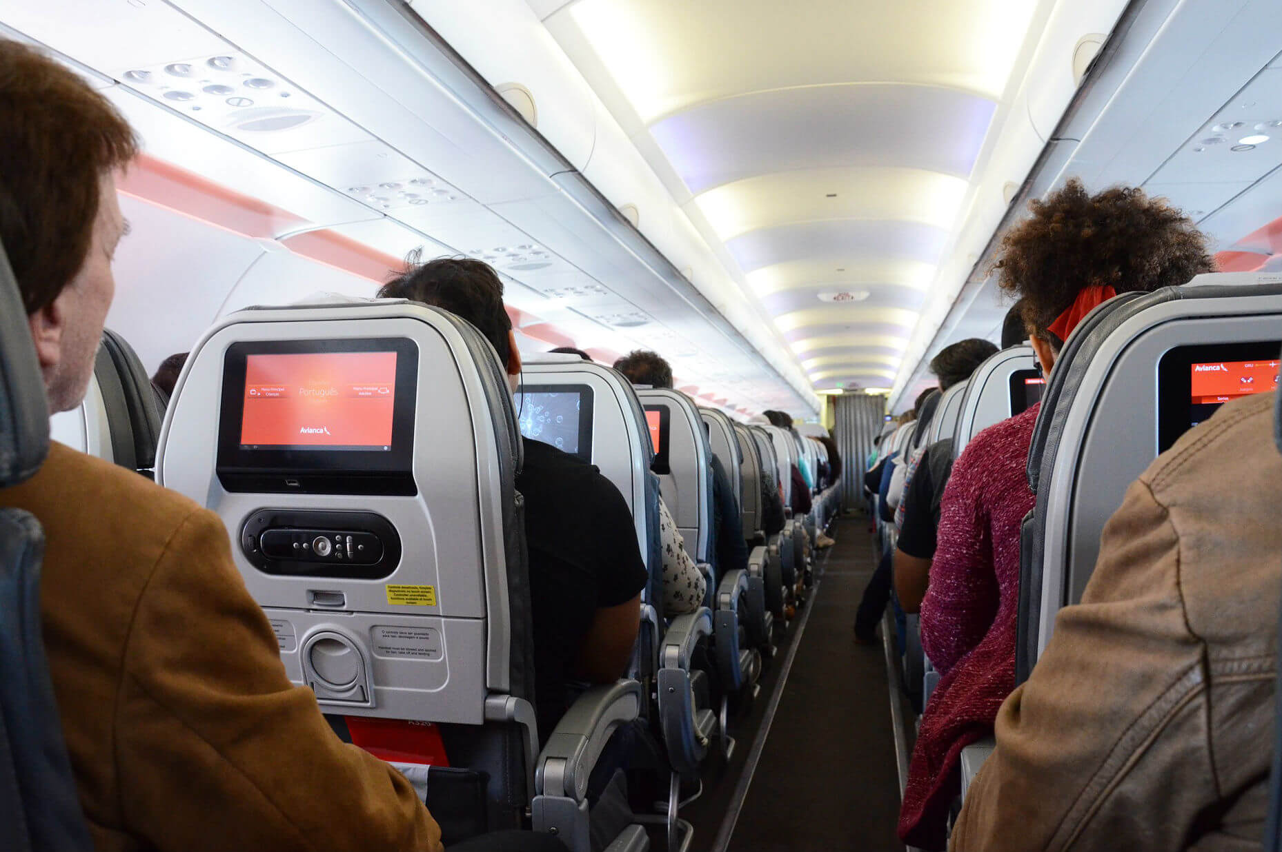 El canciller mexicano, Marcelo Ebrard, aseguró que los pasajeros del vuelo de Avianca entre México y El Salvador estaban sanos. / Pixabay