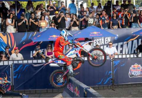 Hard enduro llega a Bogotá: la ciudad estrenará una competencia urbana de motos
