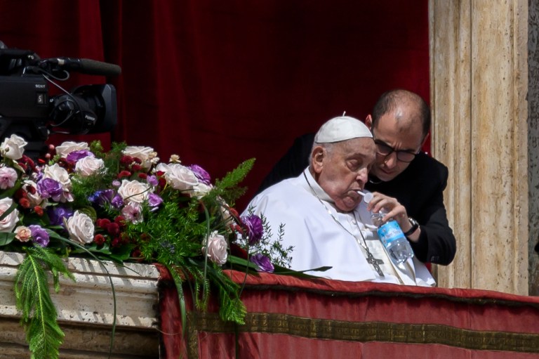 Aparición del papa Francisco