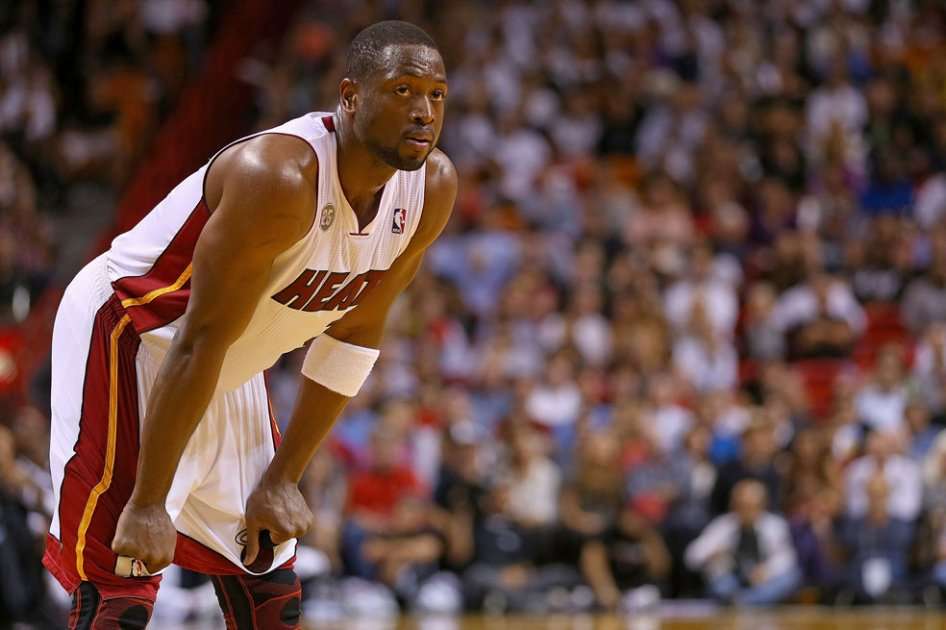 Dwyane Wade consiguió 34 puntos en la victoria sobre los Nets.