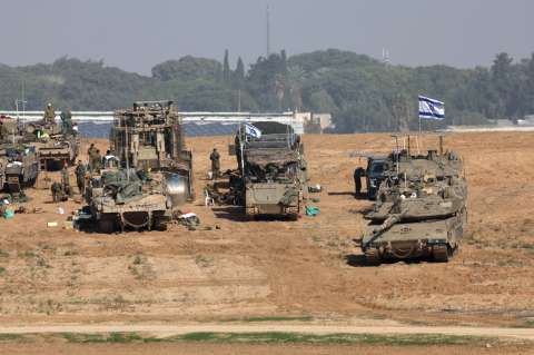Netanyahu dice que la guerra continuará y Hamás detiene la entrega de rehenes