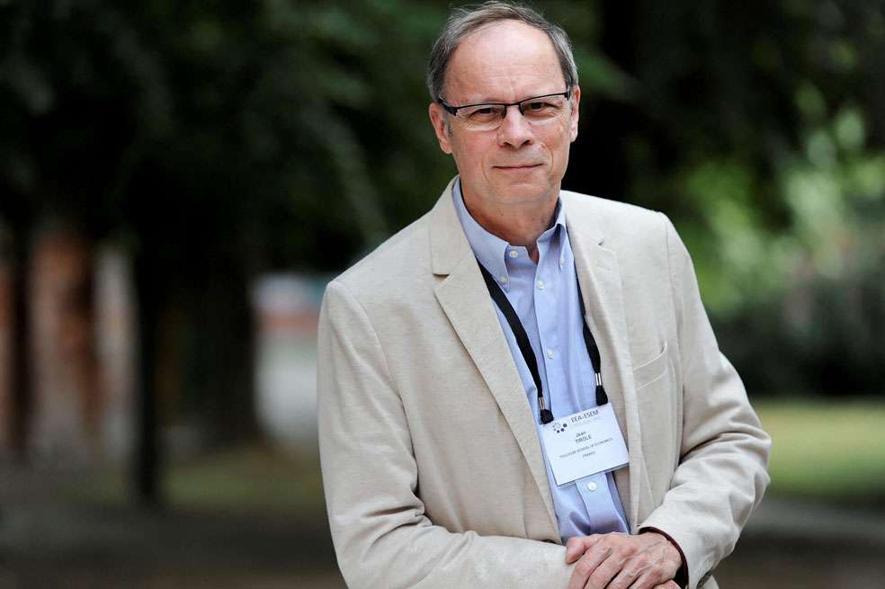Jean Tirole analiza las situaciones caso por caso, es decir, sin prejuicio ideológico. / EFE