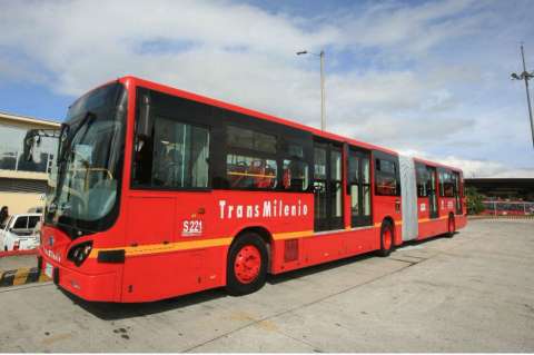 Ya rueda en Transmilenio el primer articulado 100% eléctrico
