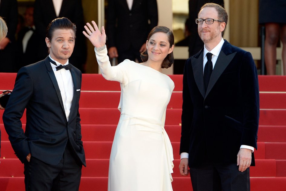 Jeremy Renner, Marion Cotillard y el director James Gray en Cannes.