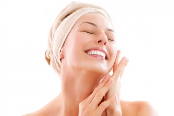 Agua micelar, un secreto de belleza