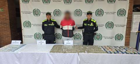 Incautan 1.600 dosis de estupefacientes en la “Calle del Tango”, al sur de Bogotá