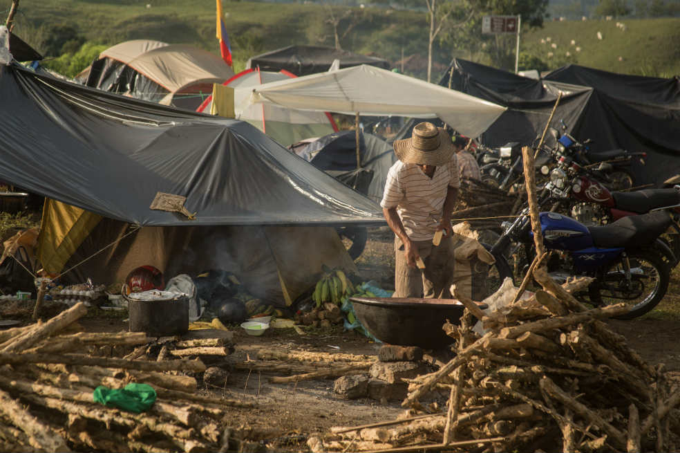 En los campamentos ya hay problemas de salud. Sin embargo, los cafeteros insisten en que seguirán con su protesta hasta que el Gobierno tome decisiones, dicen ellos, contundentes. / Édison Sánchez