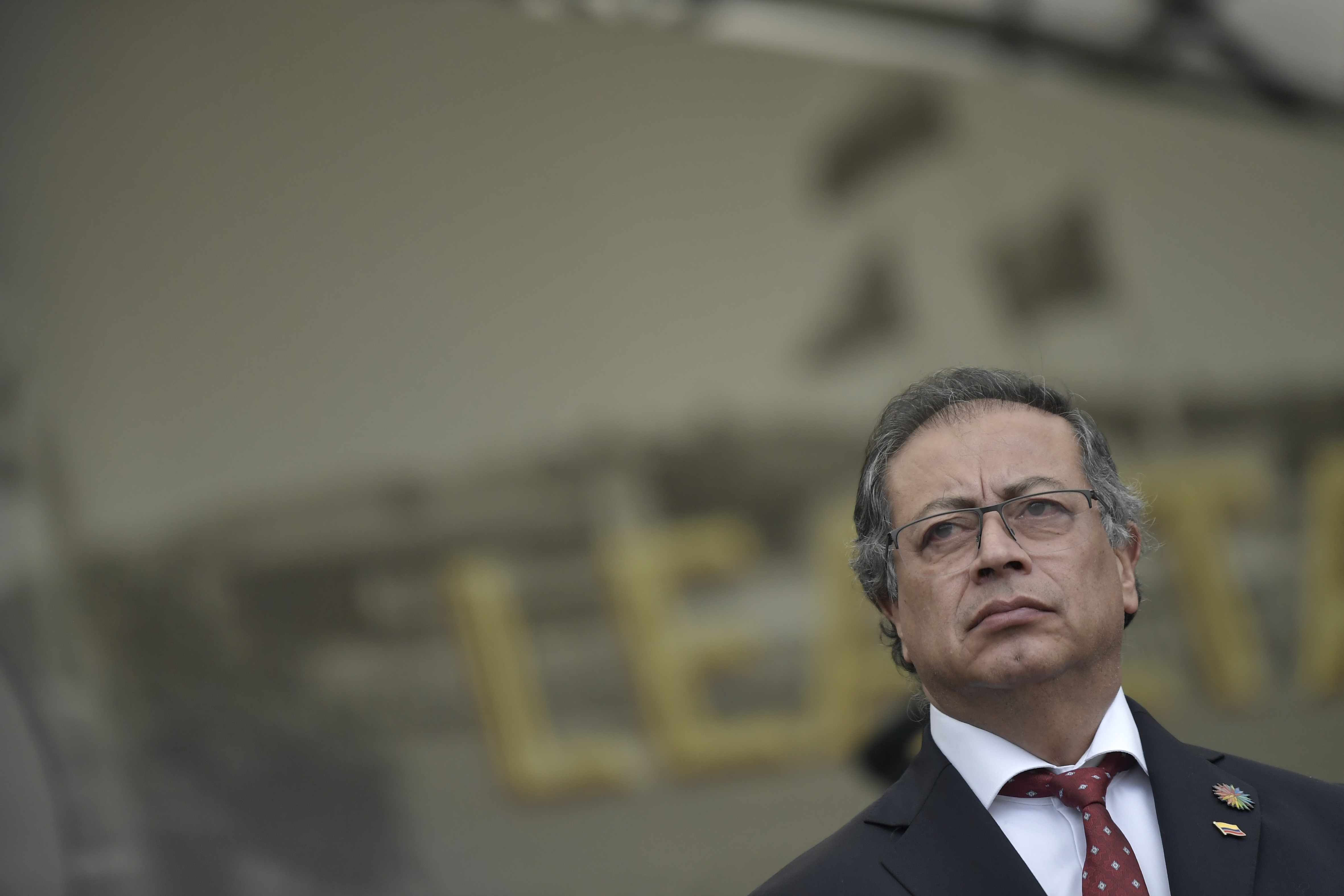 Presidente de la república durante la transmisión de mando del Comando General de las Fuerzas Militares de Colombia donde se posesionó el almirante Francisco Hernando Cubides Granados