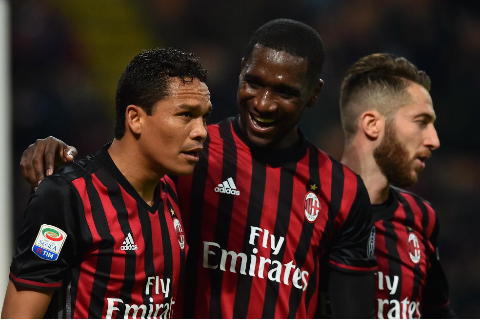 El defensor colombiano, Cristian Zapata, también fue titular en el Milan. / AFP