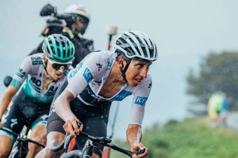 Egan Bernal: "En los Alpes todo puede pasar, queda mucho Tour por delante"