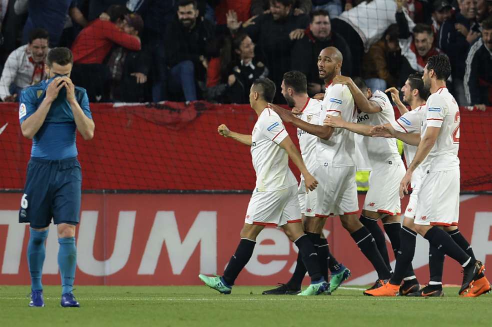 El español Sergio Ramos desperdició penal anotó un gol en contra / CRISTINA QUICLER / AFP
