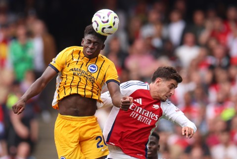 Premier League: Arsenal repartió puntos con Brighton y perdió el liderato