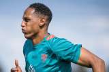 Yerry Mina se lesionó y encendió las alarmas en Cagliari