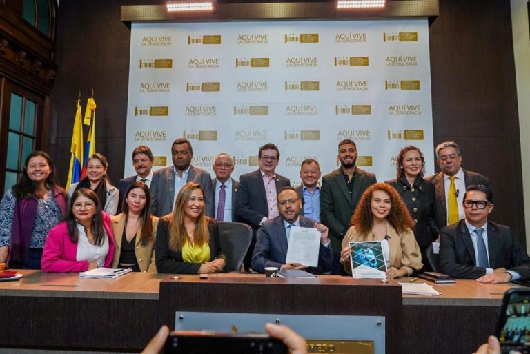 Los detalles del proyecto de ley con el que el Gobierno quiere regular la IA en Colombia