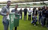 Claudio Pizarro regresa al Werder Bremen a los 36 años