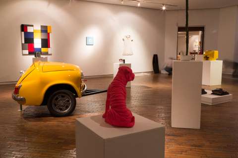 Museo inaugura exposición con arte de hogares colombianos