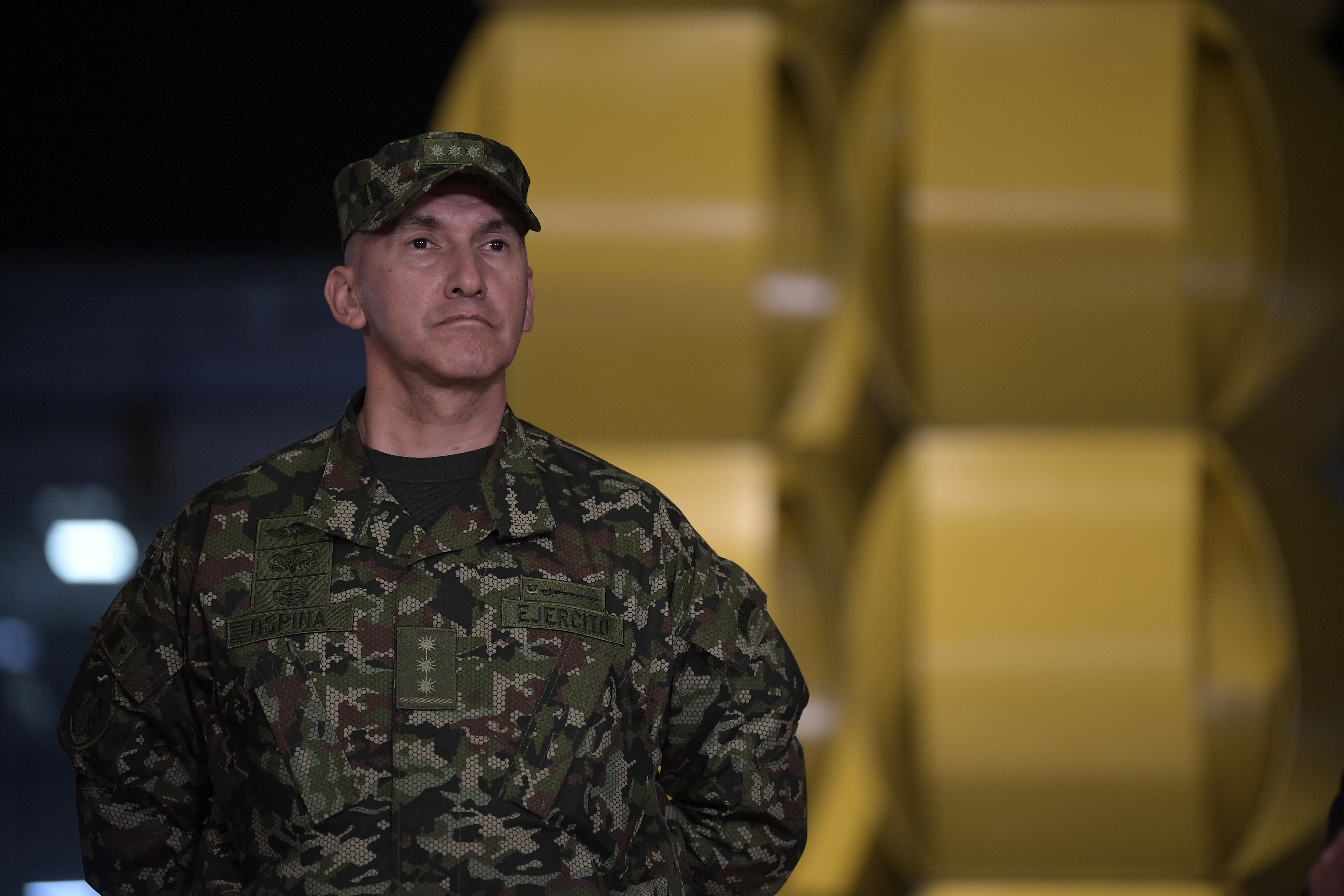 Mayor General, Comandante del Ejército Nacional, en el primer Consejo de seguridad entre la Nación y el Distrito, para hablar de estrategias de seguridad en la Capital, realizado en el Palacio de Liévano.