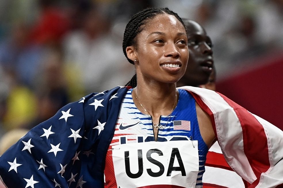 Allyson Felix hizo historia en Tokio 2020 y se convirtió en la mujer más laureada en la historia de los Juegos Olímpicos. Con una medalla de oro en los relevos 4x400 y una de bronce en los 400 metros planos, Félix se convirtió en Japón en una leyenda viva del atletismo.