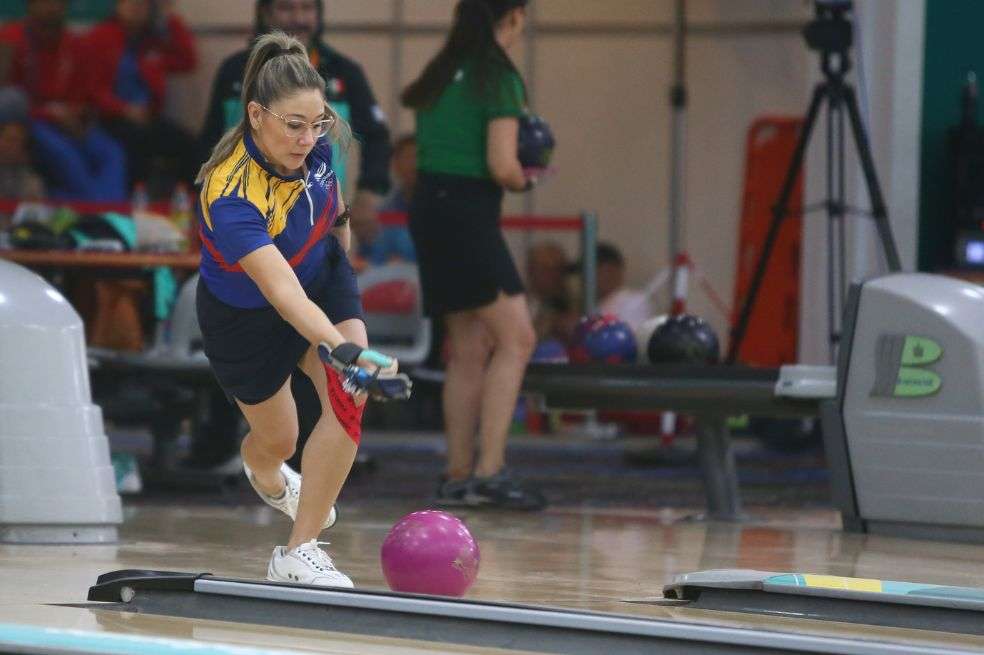 Clara Guerrero, campeona del bowling panamericano.