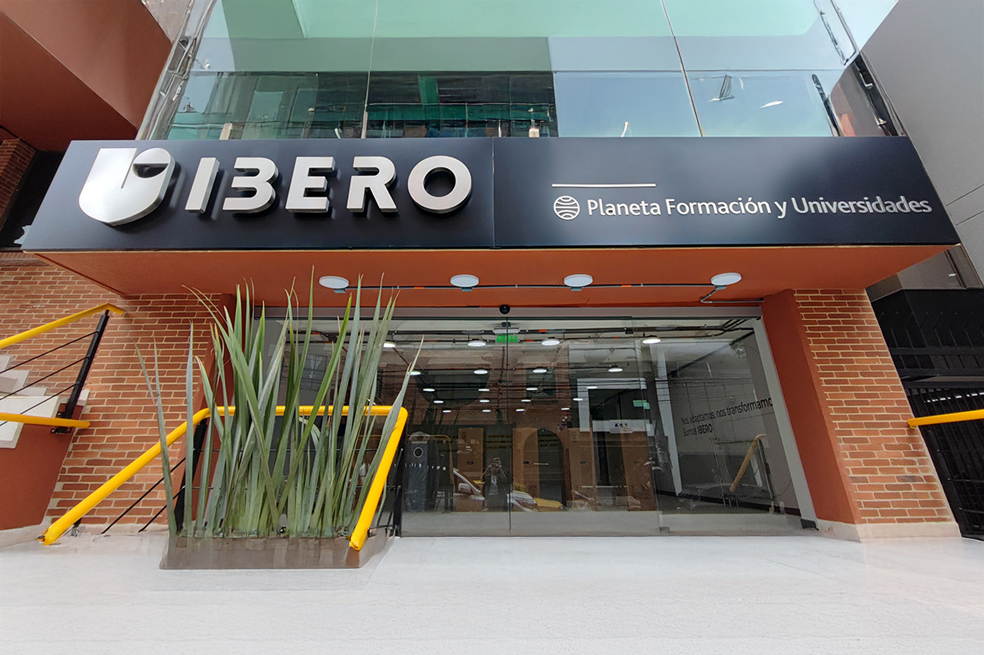 El MBA resalta por su énfasis en la internacionalización, la accesibilidad, la flexibilidad y el uso de herramientas digitales.